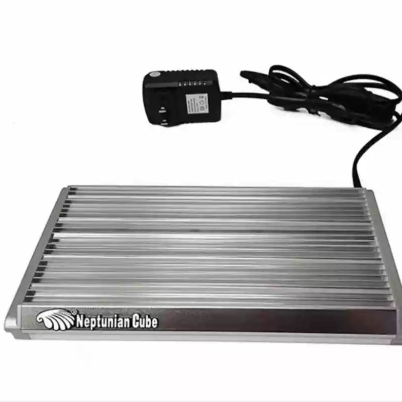 넵투니안 큐브 레푸기움 LED 조명 10W, 알루미늄  - Marine Aquarium Cube 리뷰 및 가격